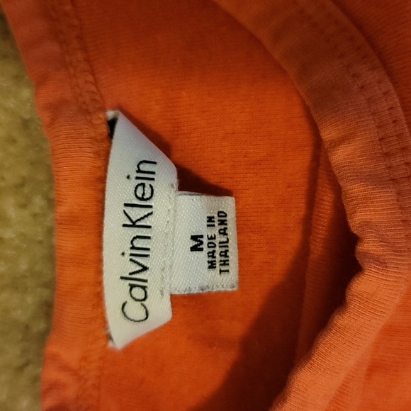Calvin 🍑 Klein Medium Tank Top - Picture 3 of 4